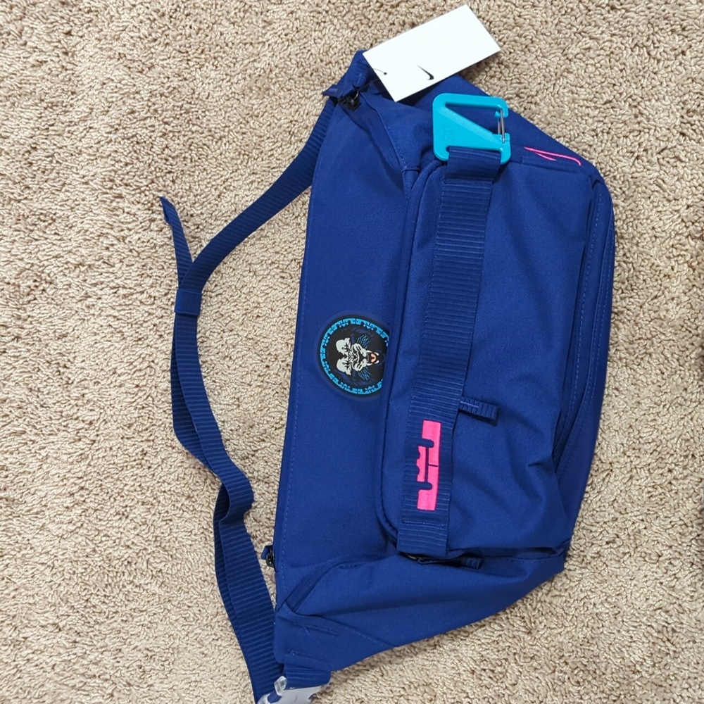 LeBron Elemental fanny pack